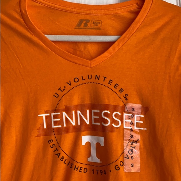 NWT University of Tennessee Volunteers Tshirt - Picture 2 of 6